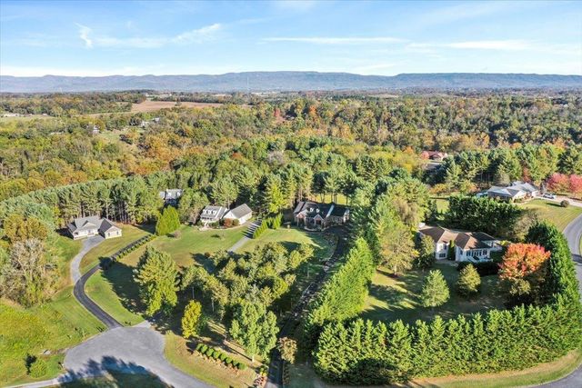 40 BIRDSONG LN, Edinburg, VA 22824