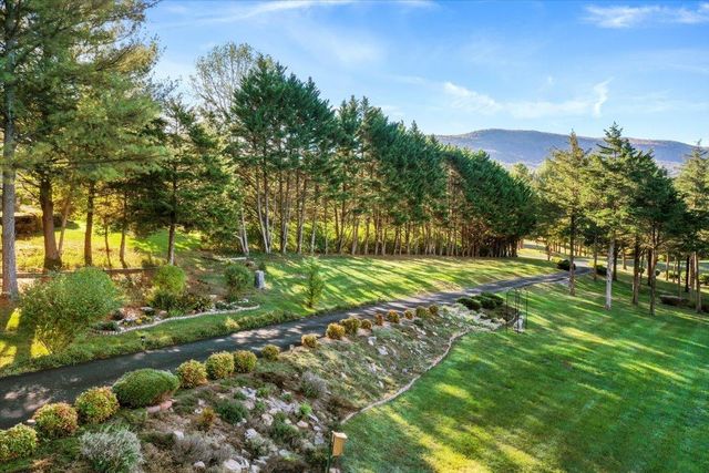 40 BIRDSONG LN, Edinburg, VA 22824