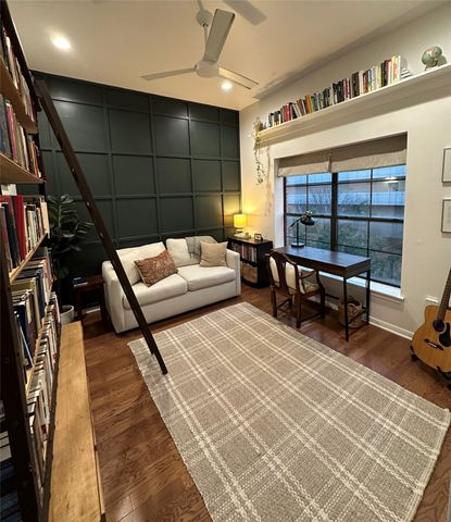 330 Austin Avenue 310, Waco, TX 76701