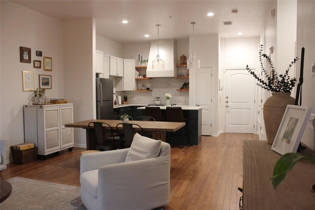 330 Austin Avenue 310, Waco, TX 76701