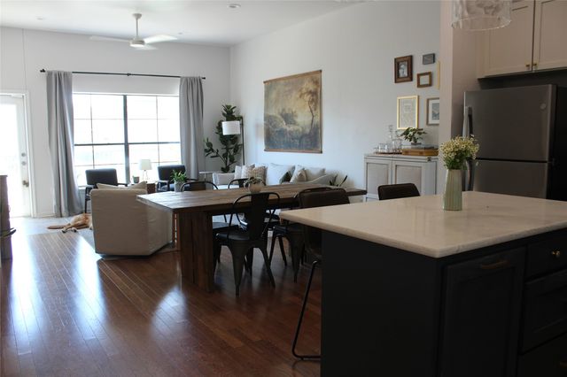 330 Austin Avenue 310, Waco, TX 76701