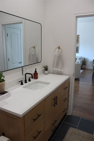 330 Austin Avenue 310, Waco, TX 76701
