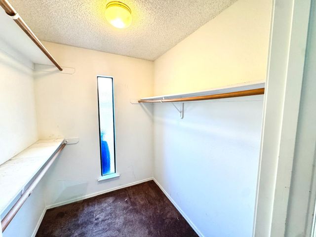 6574 N Delbert Avenue, Fresno, CA 93722