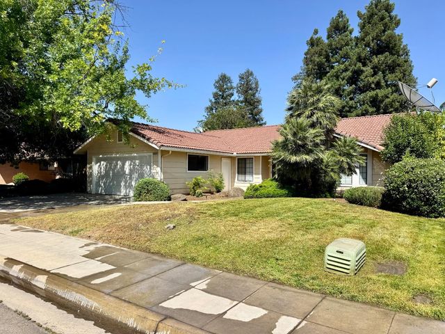 6574 N Delbert Avenue, Fresno, CA 93722