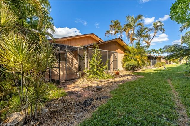 6468 Royal Woods DR, Fort Myers, FL 33908