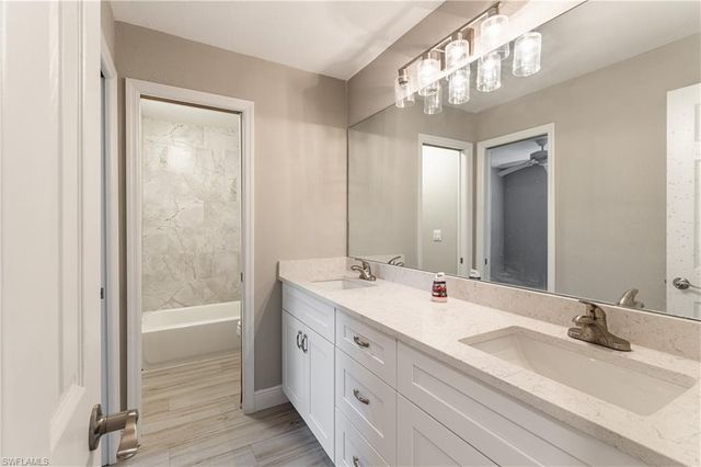 6468 Royal Woods DR, Fort Myers, FL 33908