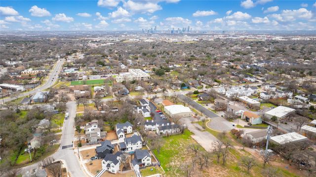 2706 Wheless LN Bldg 1, Austin, TX 78723