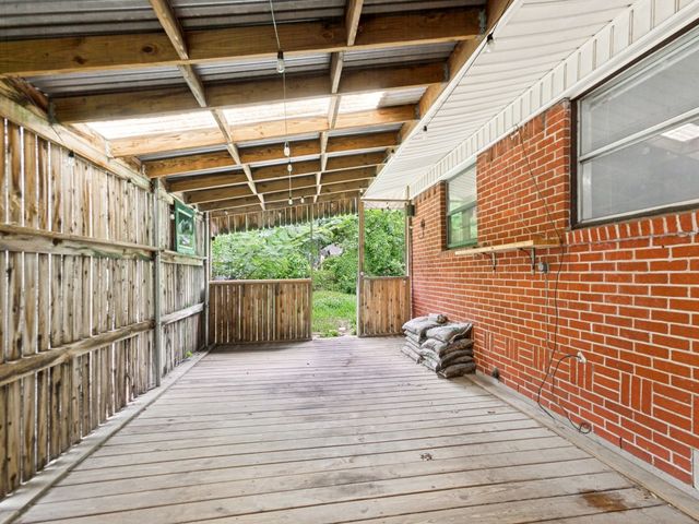 917 Blossom Circle, Garland, TX 75041