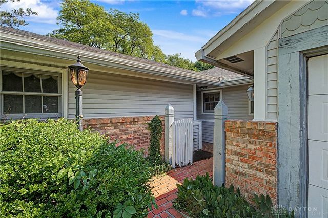 7520 President Court, Dayton, OH 45414