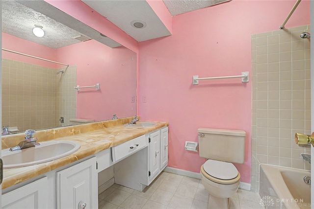 7520 President Court, Dayton, OH 45414