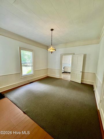 3813 W Wilson Street, Farmville, NC 27828