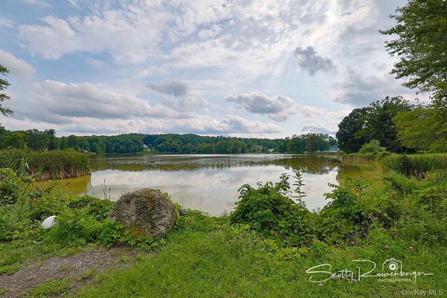 814 N Hillside Road, Wappingers Falls, NY 12590