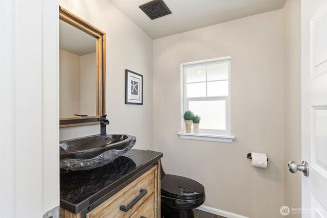1331 Baker Heights, Bremerton, WA 98312