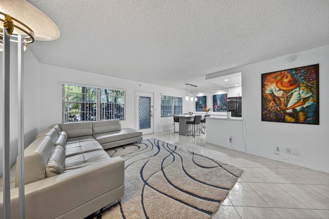 1904 BERMUDA Circle D1, Coconut Creek, FL 33066