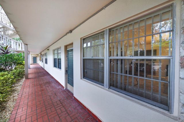 1904 BERMUDA Circle D1, Coconut Creek, FL 33066