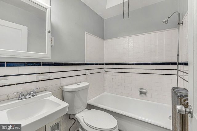 7239 GLENTHORNE RD, Upper Darby, PA 19082