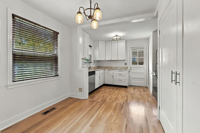 907 Kipling Dr, Nashville, TN 37217