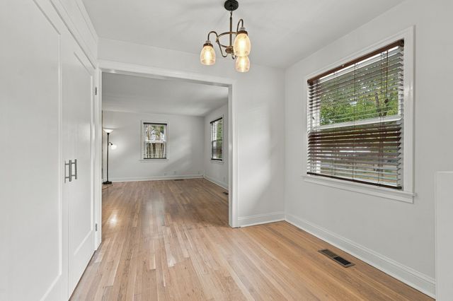 907 Kipling Dr, Nashville, TN 37217