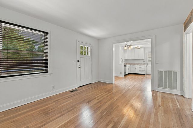 907 Kipling Dr, Nashville, TN 37217