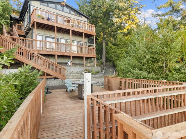 170 E Camus Drive, Shelton, WA 98584