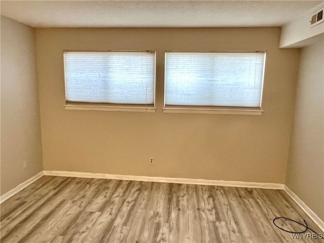 8421 Buffalo Avenue 14, Niagara Falls, NY 14304