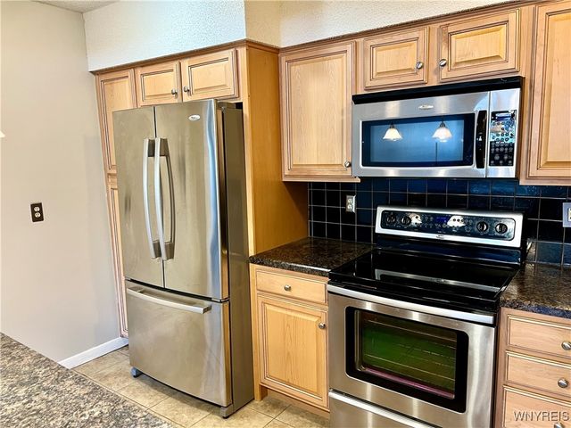 8421 Buffalo Avenue 14, Niagara Falls, NY 14304