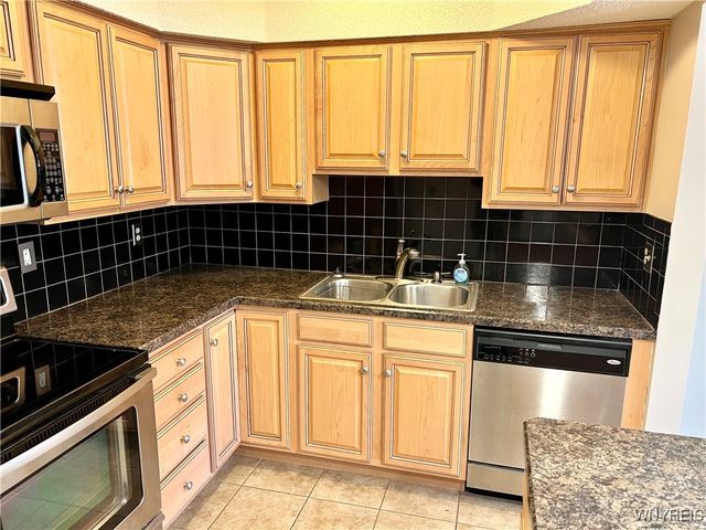 8421 Buffalo Avenue 14, Niagara Falls, NY 14304