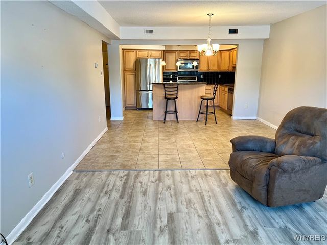 8421 Buffalo Avenue 14, Niagara Falls, NY 14304