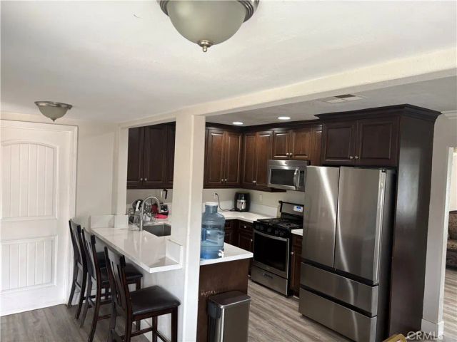 501 W Latham, Hemet, CA 92543