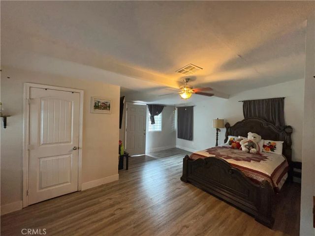 501 W Latham, Hemet, CA 92543