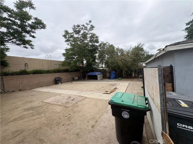 501 W Latham, Hemet, CA 92543