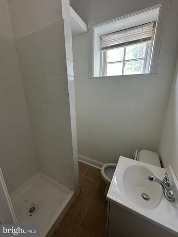 1319 WAKELING ST, Philadelphia, PA 19124