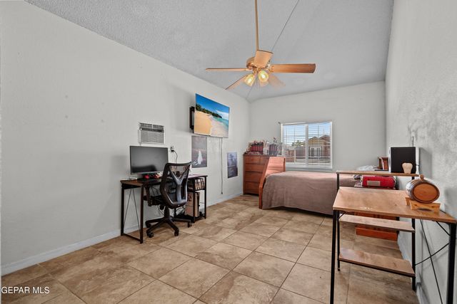 513 BRYCE Drive, Horizon City, TX 79928