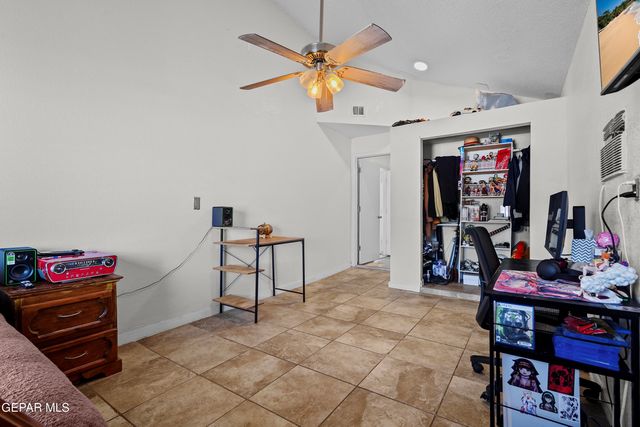 513 BRYCE Drive, Horizon City, TX 79928