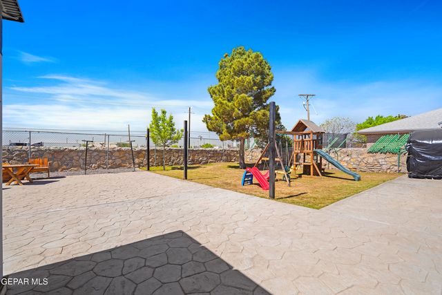 513 BRYCE Drive, Horizon City, TX 79928