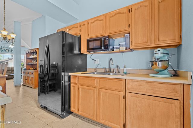 513 BRYCE Drive, Horizon City, TX 79928