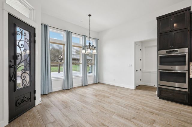 112 Red Mulberry WAY, Leander, TX 78641