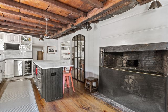 35 Second Street, Newport, RI 02840