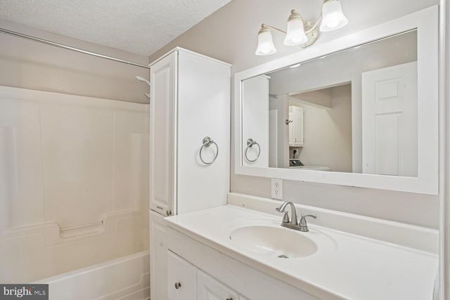1164 LATROBE DR, Annapolis, MD 21409