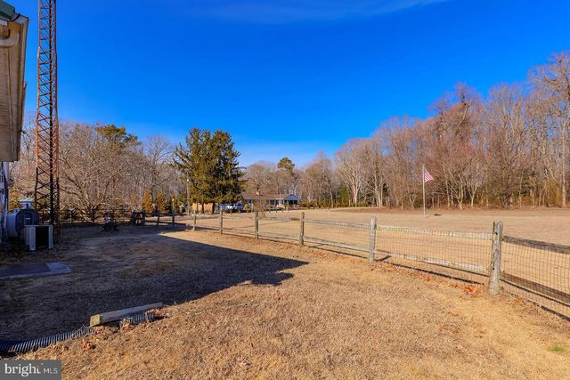 15997 PICKERING DR, Milton, DE 19968