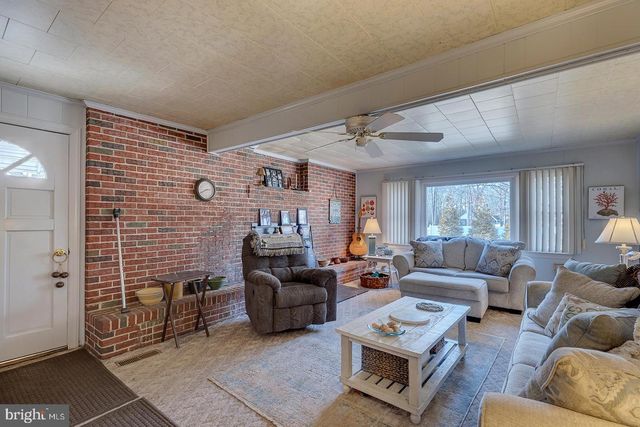 15997 PICKERING DR, Milton, DE 19968