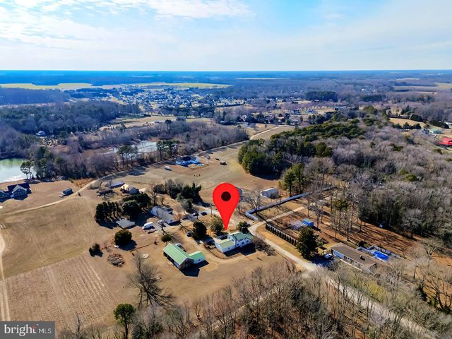 15997 PICKERING DR, Milton, DE 19968