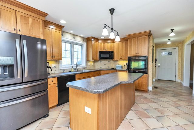 230 Hoit Road, Concord, NH 03301