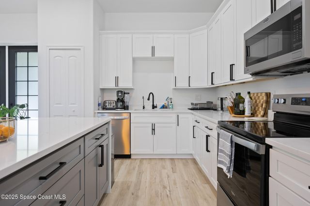 700 Cornelia Avenue SE, Palm Bay, FL 32909