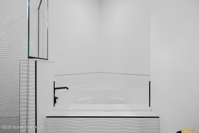 700 Cornelia Avenue SE, Palm Bay, FL 32909