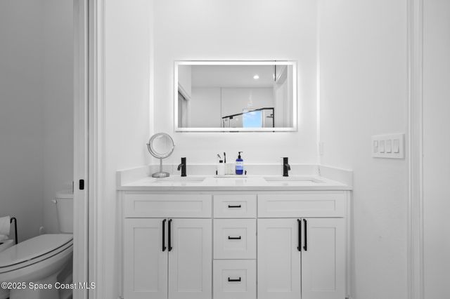 700 Cornelia Avenue SE, Palm Bay, FL 32909