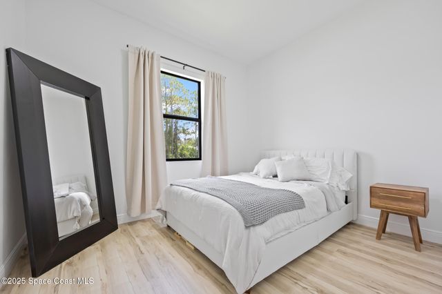 700 Cornelia Avenue SE, Palm Bay, FL 32909