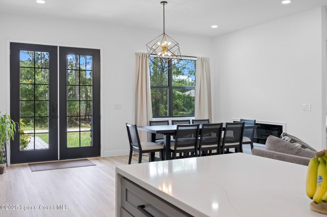 700 Cornelia Avenue SE, Palm Bay, FL 32909