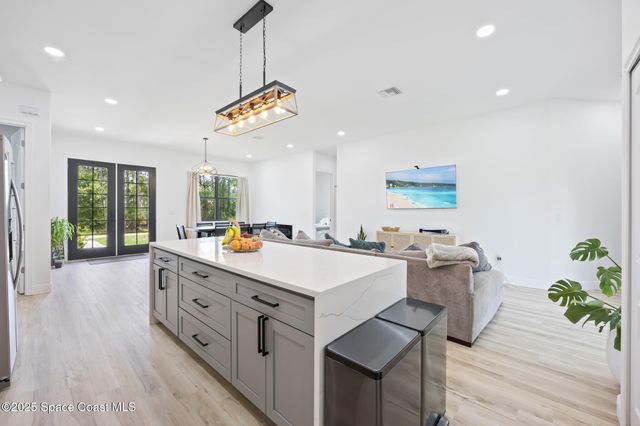 700 Cornelia Avenue SE, Palm Bay, FL 32909