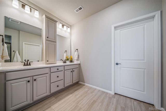 5163 N Quatar Street, Aurora, CO 80019